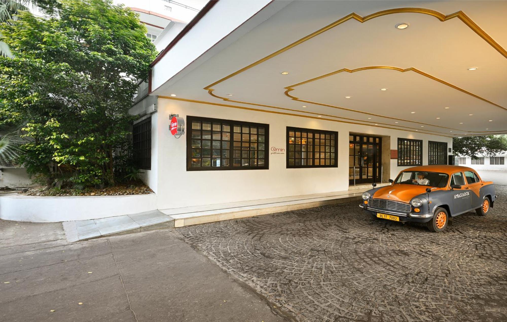 Hotel Ambassador, New Delhi - Ihcl Seleqtions Zewnętrze zdjęcie The entrance of the Swiss Embassy in Kuala Lumpur