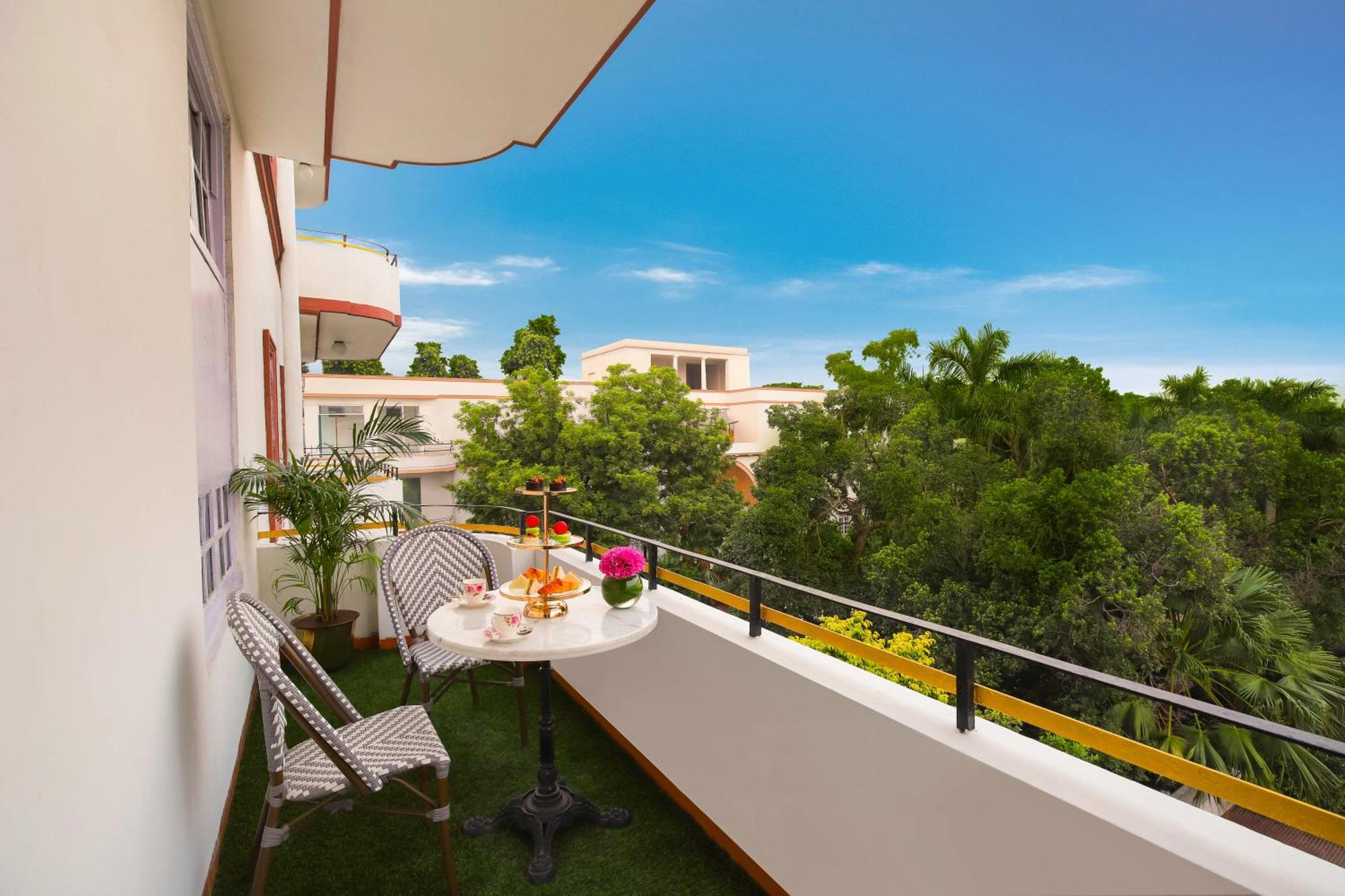 Hotel Ambassador, New Delhi - Ihcl Seleqtions Zewnętrze zdjęcie A balcony